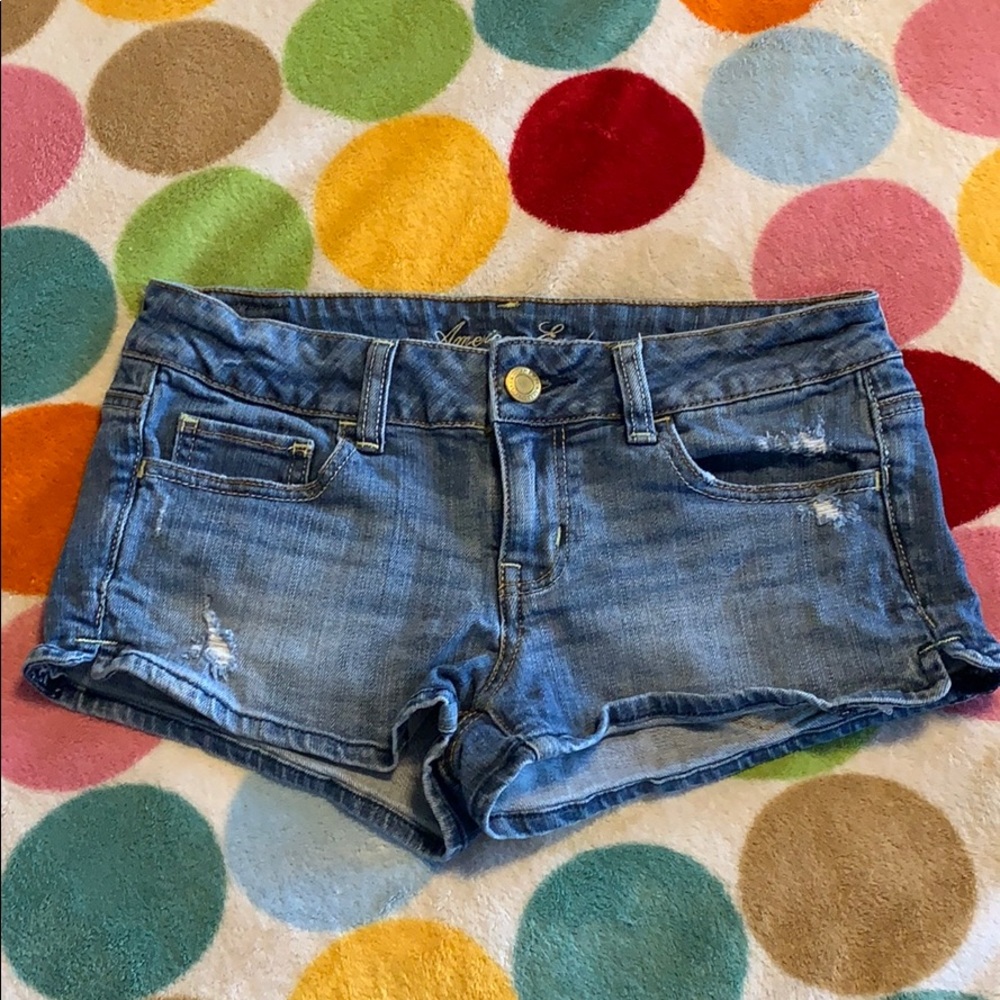 American Eagle Size 6 Shorts